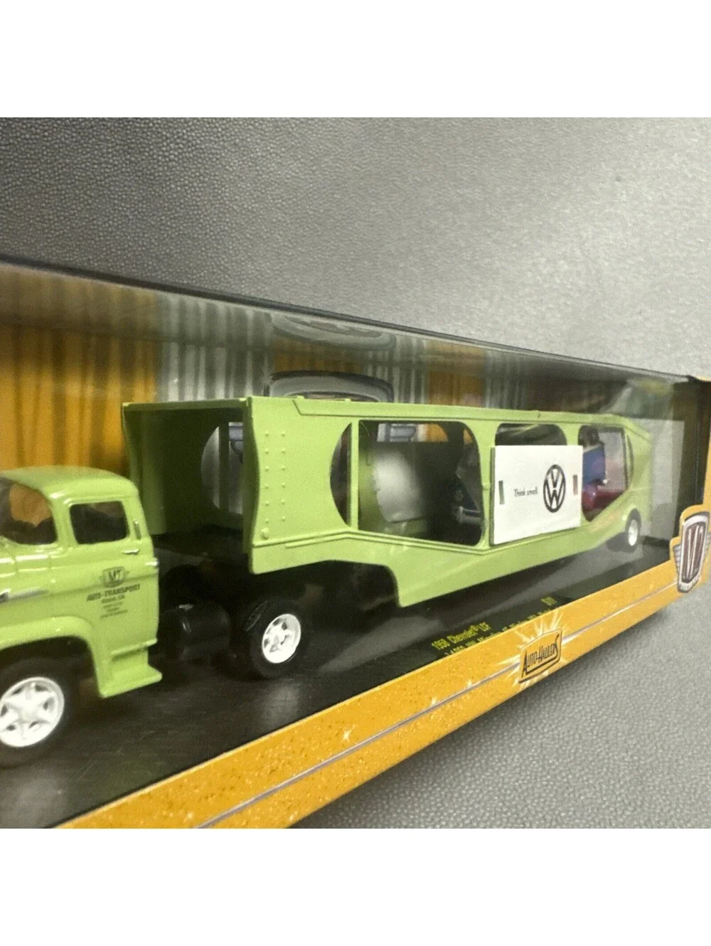 1:64 M2 Auto-Haulers 1958 Chevrolet LCF & 1960 VW Microbus 15 Window USA Model